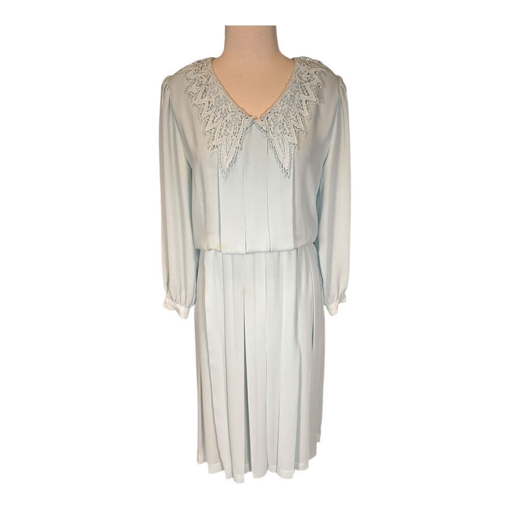 Vintage Light Blue Midi Dress Long Sleeve Elegant Open Lace Collar Shoulder Pads